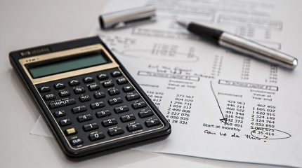 人事が知っておくべき社会保険の基礎知識!加入条件や罰則、手続きについて解説